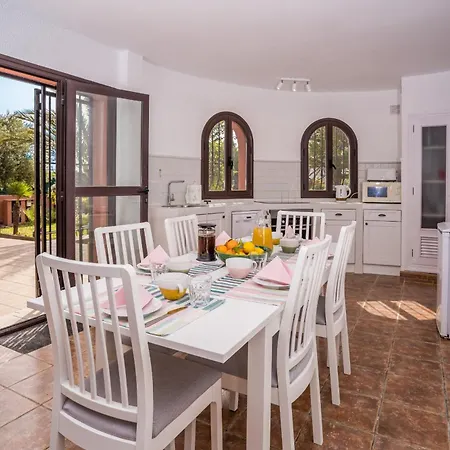Roja Villa Jávea