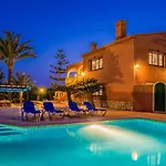 Roja Villa